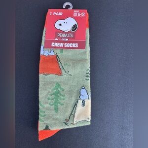 Peanuts Snoopy Crew Socks